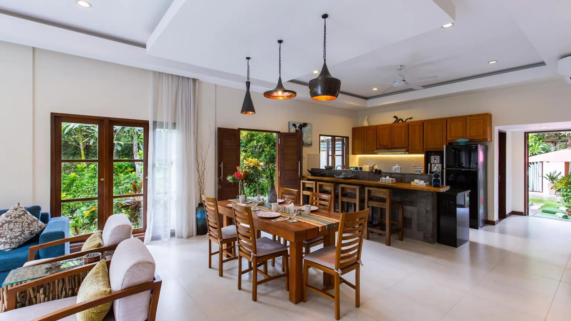 Delight Art Villas Seminyak  Seminyak (Bali)